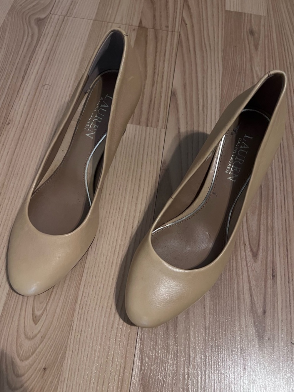 Lauren Ralph Lauren Hala Beige Leather Round-Toe Pumps